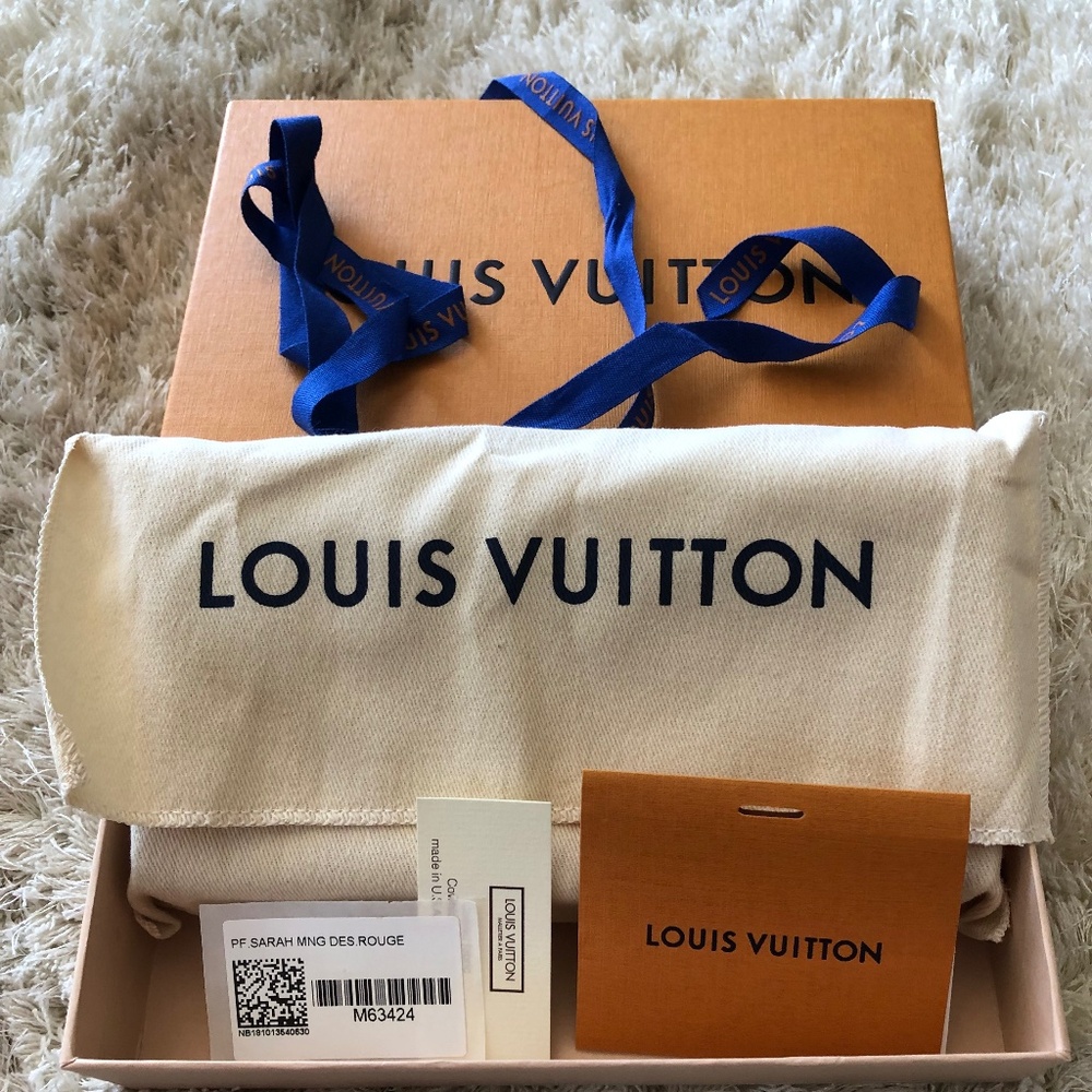 Louis Vuitton Monogram 2018 Christmas Animation Sarah Wallet - Picture 3 of 10